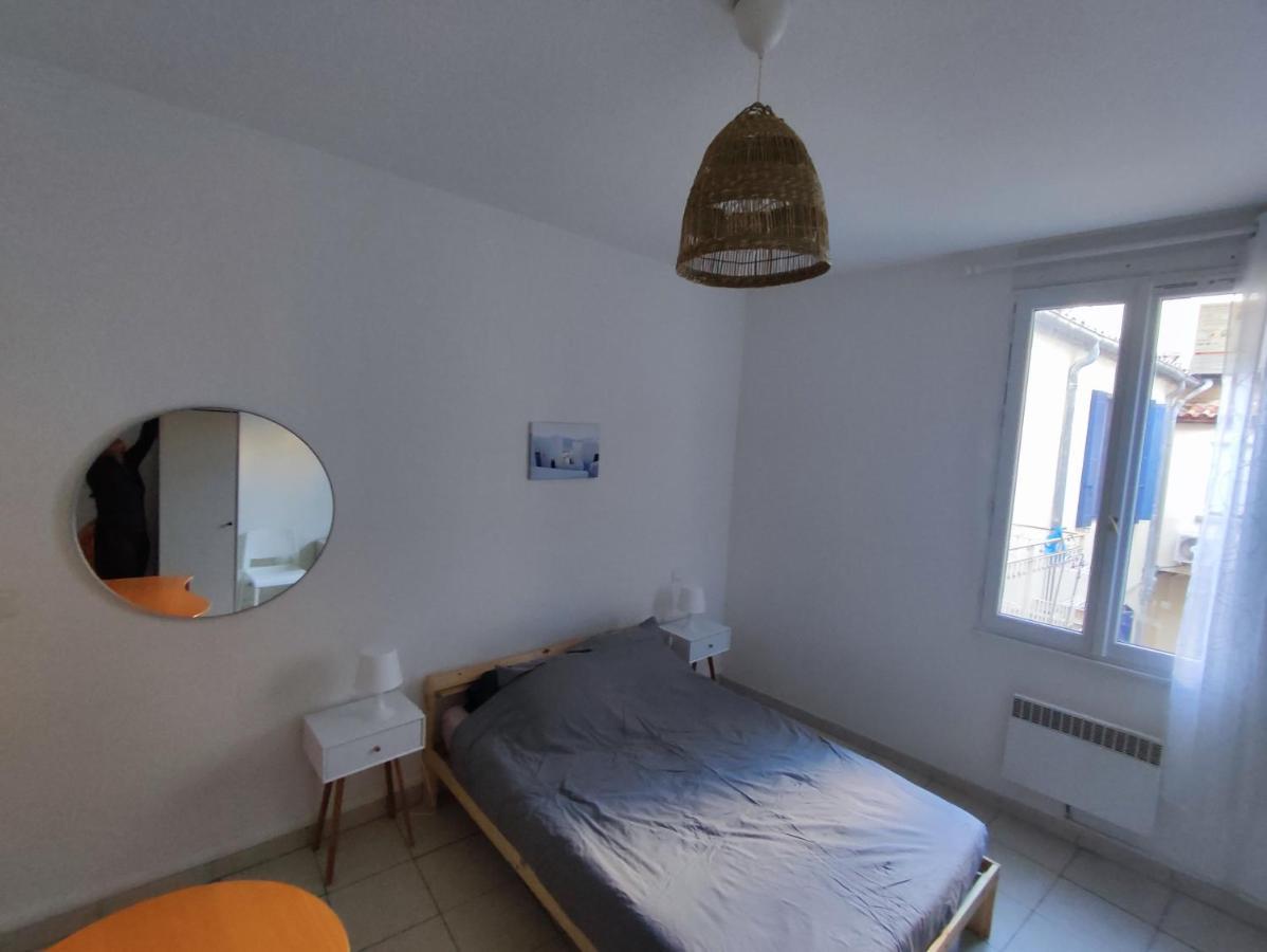 Appartement Cosy En Centre Centre-Ville . . . Nimes Bagian luar foto